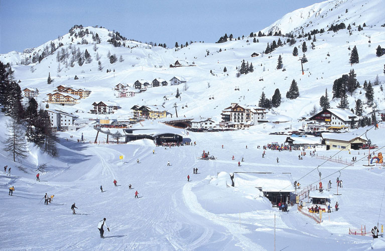 Skileraar redt leven van zes huisgenoten Obertauern